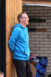 Coach Mirko wird die Begegnungen am Wochenende ganz entspannt über das Handy verfolgen