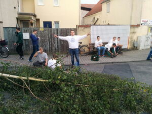 8 Uhr Samstagmorgen - erst mal ein Kaffee oder ein Konterbier