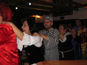 Hier fliegen gleich die Löcher aus dem Käse...