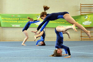 Die Mädels beim Turnen - (Foto: Benjamin Heller/HTV)